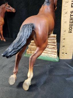Fabulous 2 pc. BREYER USA 1970's Jumping Traditional Size Bay Horse With Wall
