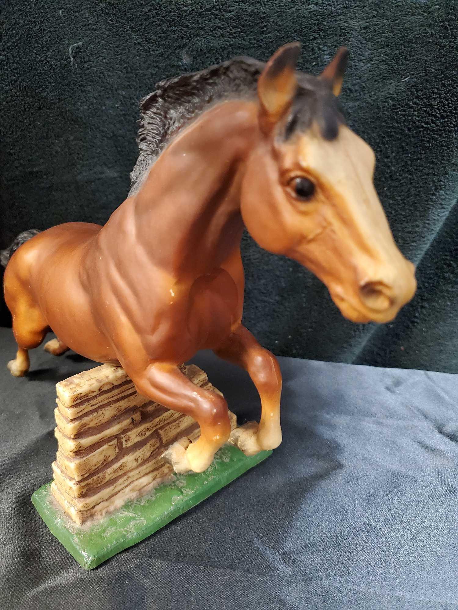 Fabulous 2 pc. BREYER USA 1970's Jumping Traditional Size Bay Horse With Wall
