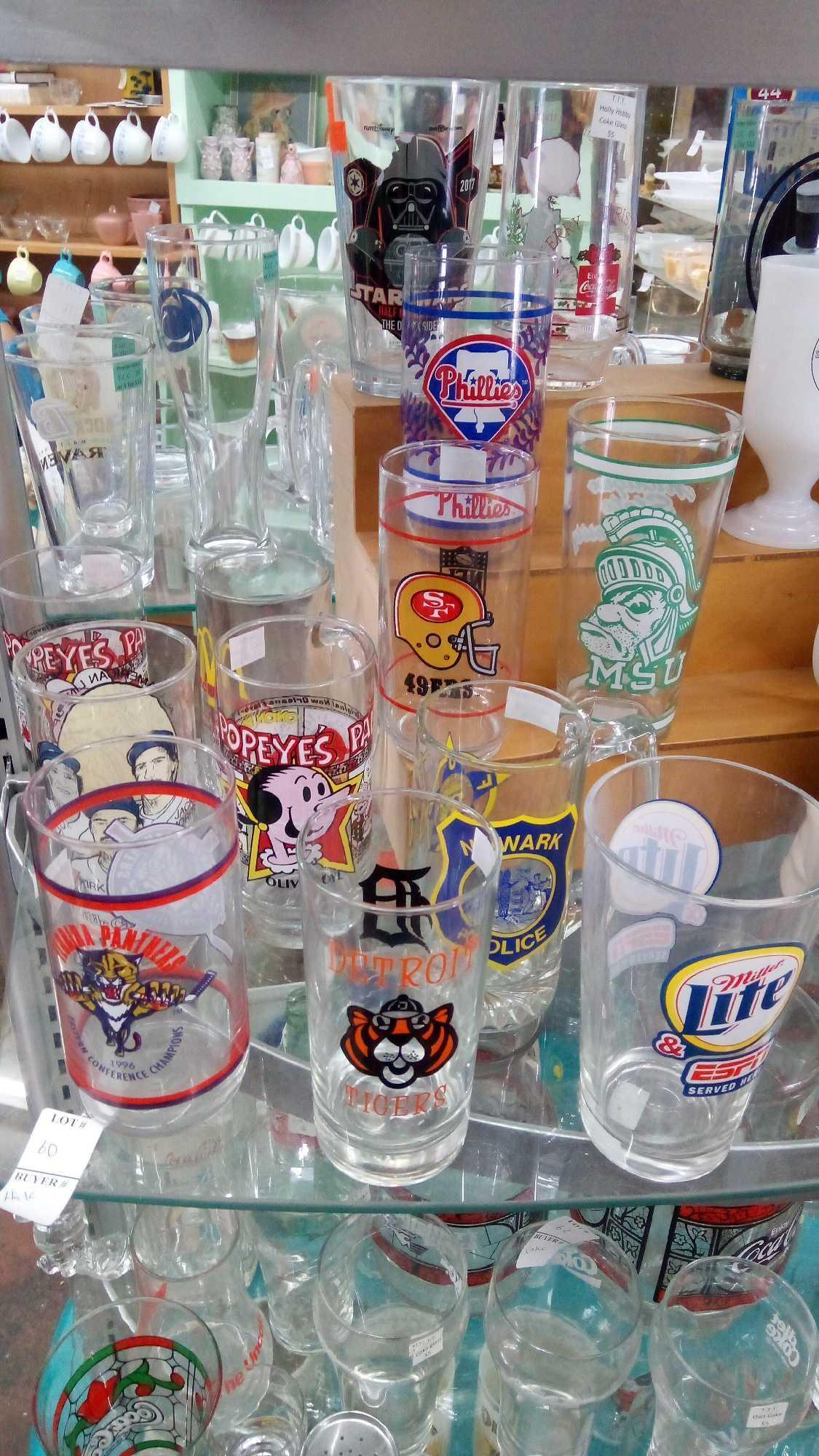 SUPER FUN VINTAGE JUICE GLASS GROUP, POPEYES, STAR WARS, SPORTS PHILLIES PANTHERS DETROIT, MORE