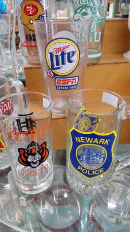 SUPER FUN VINTAGE JUICE GLASS GROUP, POPEYES, STAR WARS, SPORTS PHILLIES PANTHERS DETROIT, MORE