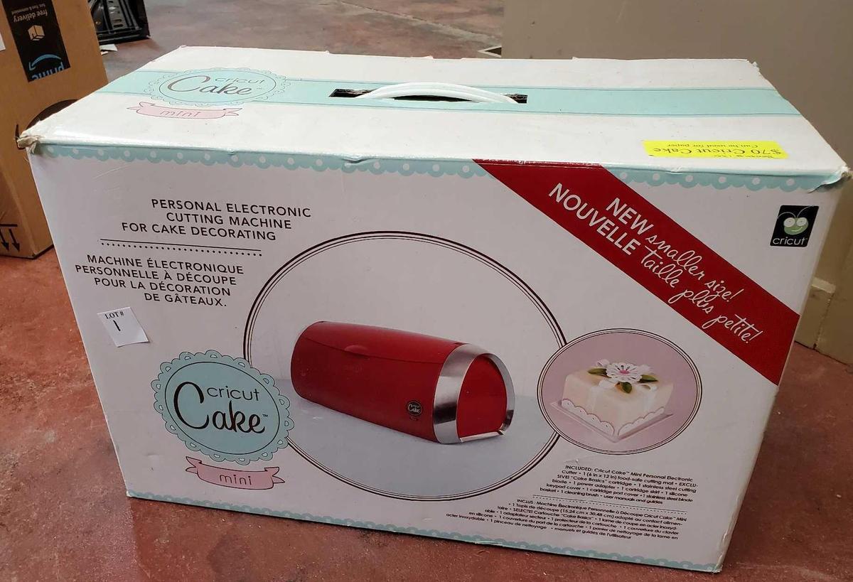 CRICUT CAKE MINI, in box