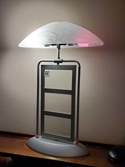 Desk Lamp with revolving Photo frame