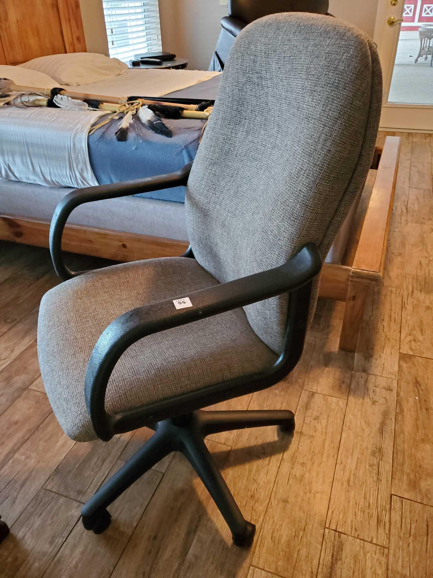 Big And Tall Office Chair , gray black