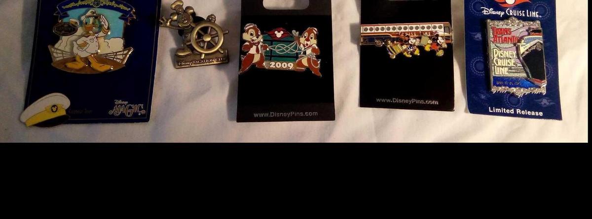 (5) DISNEY PINS, CRUISE, VACATION CLUB, 4 with board original board backers