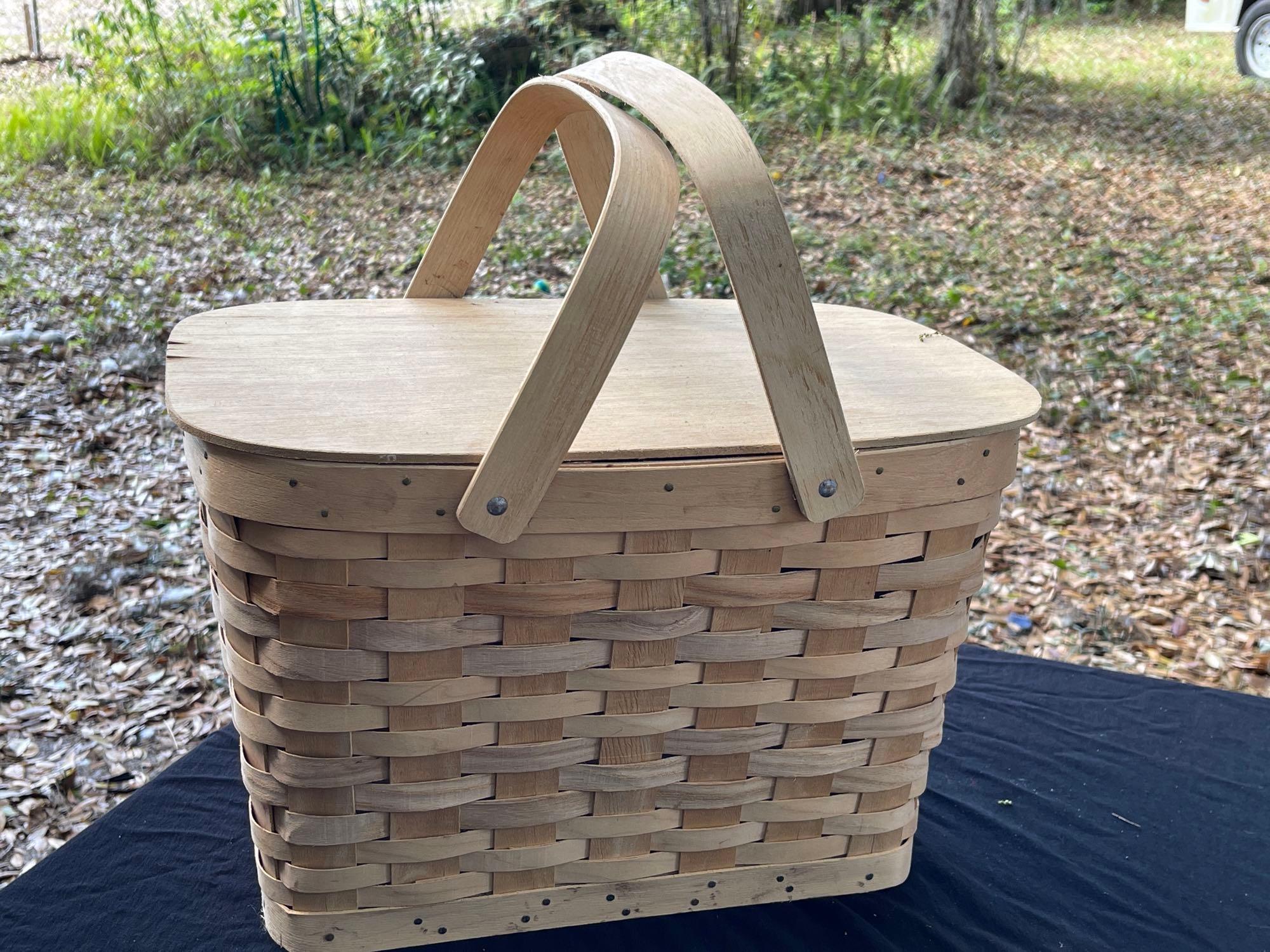 Large 18" NEW FLAT FLIP TOP PICNIC BASKET