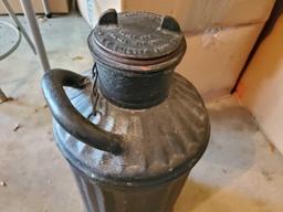 1920s ANTIQUE OIL CAN 5 GAL - DAVIS WELDING & MFG CO