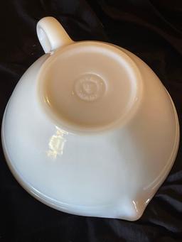 FEDERAL GLASS VINTAGE BATTER BOWL