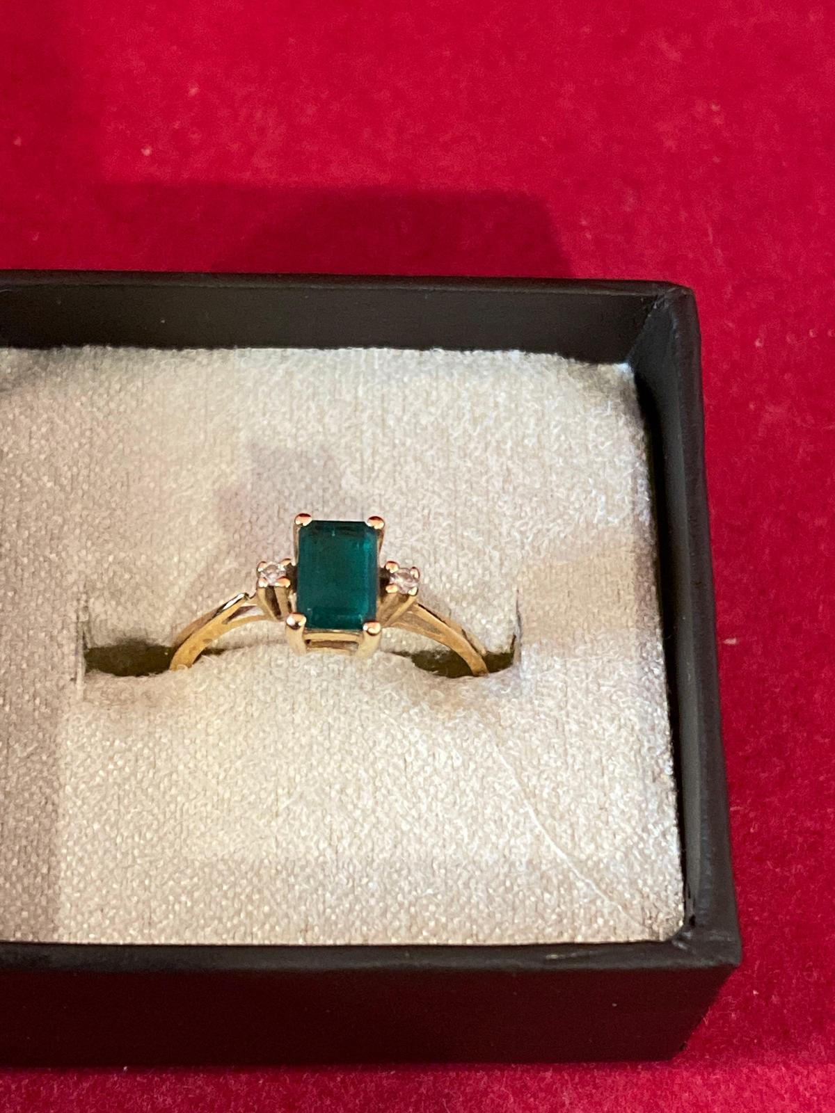 14k gold Emerald and diamond ring