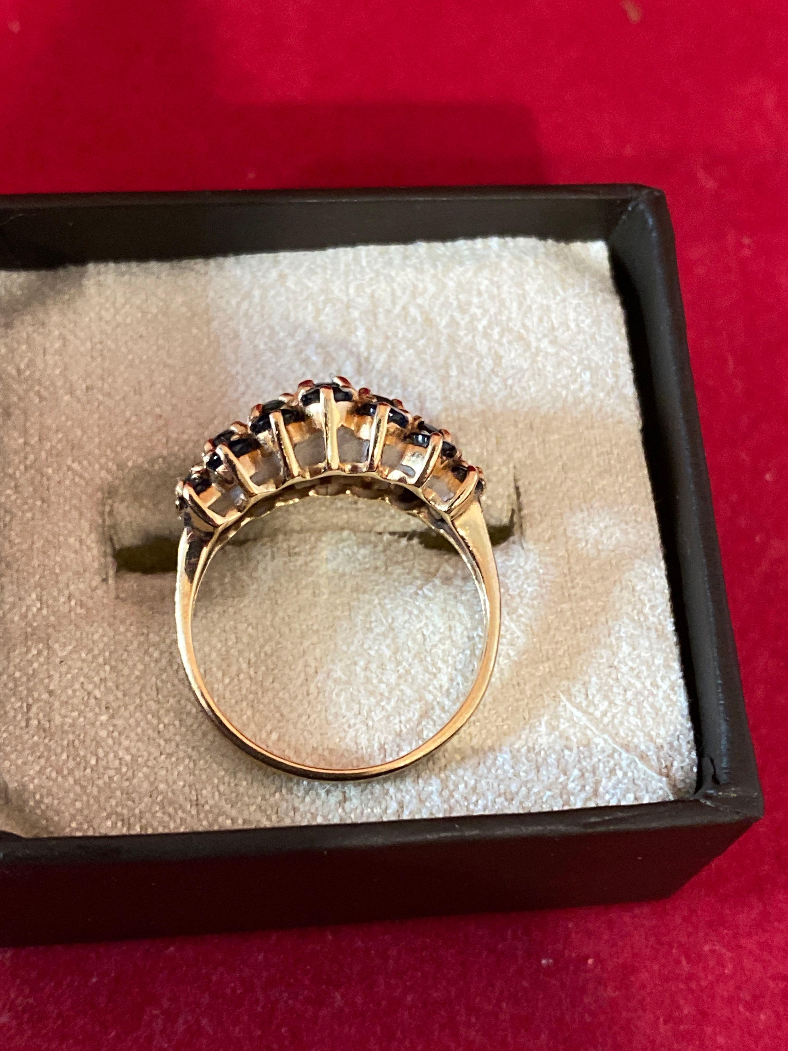 Beautiful 10k Gold and Ruby/garnet multi row stone ring