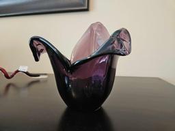 Murano The Artwork Of The Masters Purple Flower Shape Vase, label intact