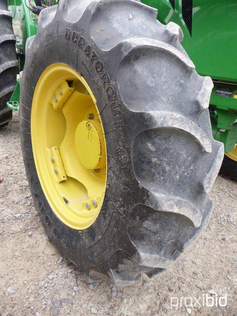 John Deere 5085E Tractor w/ H260 Loader