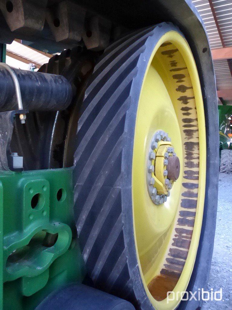 John Deere 8320RT Tractor