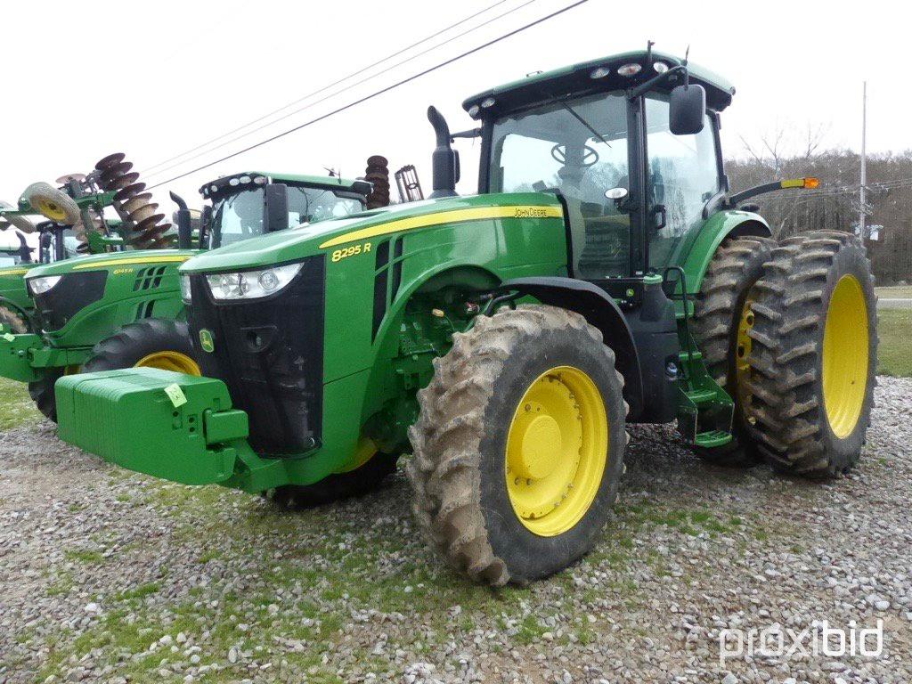 John Deere 8295R Tractor