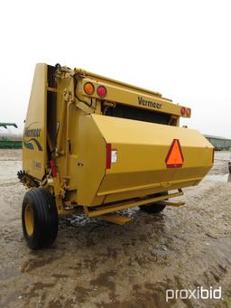 665M Vermeer Baler