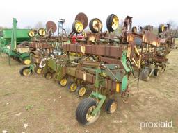 John Deere 8 Row Cultivator