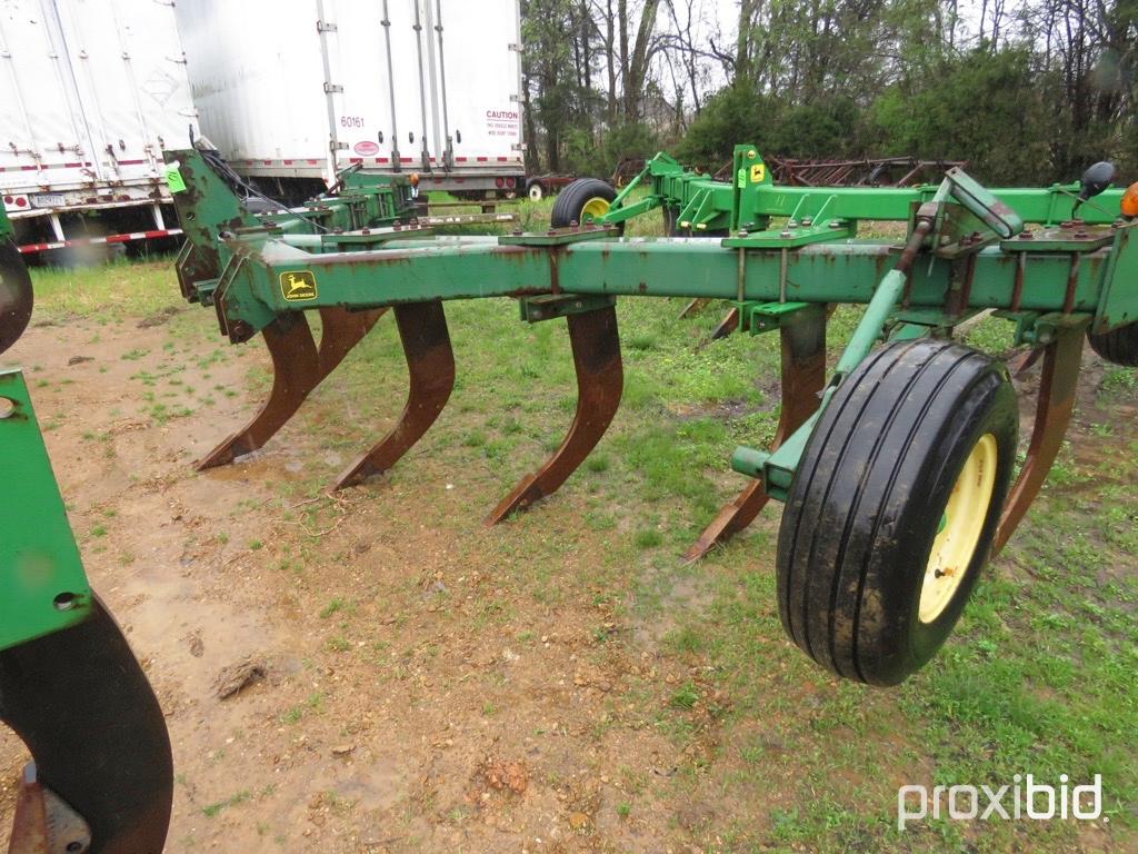 915 John Deere Ripper