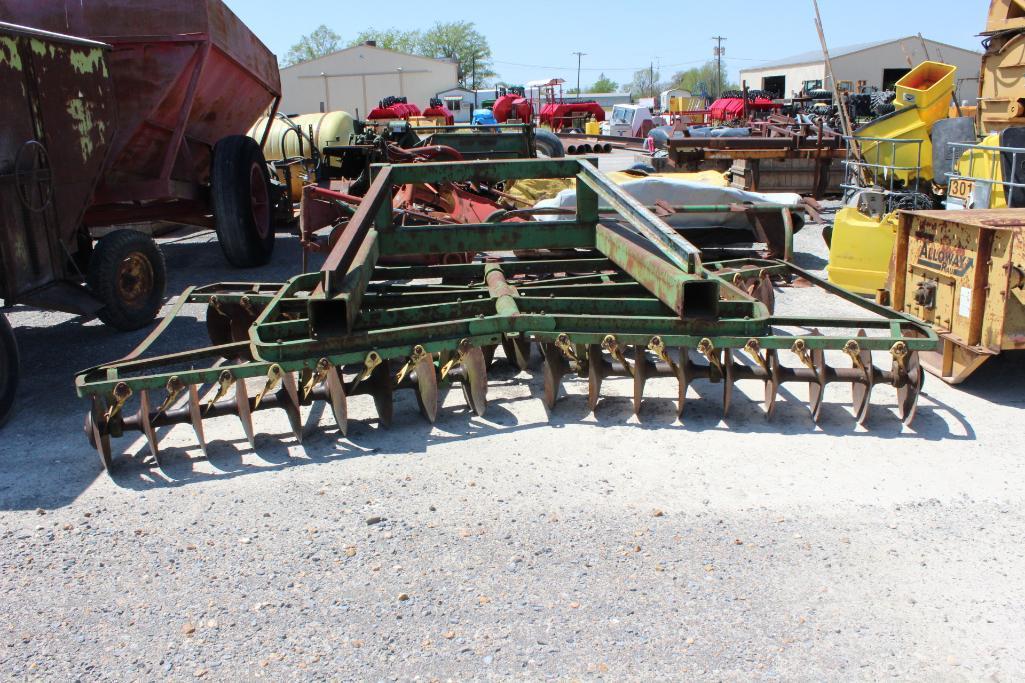 318 JOHN DEERE DISK