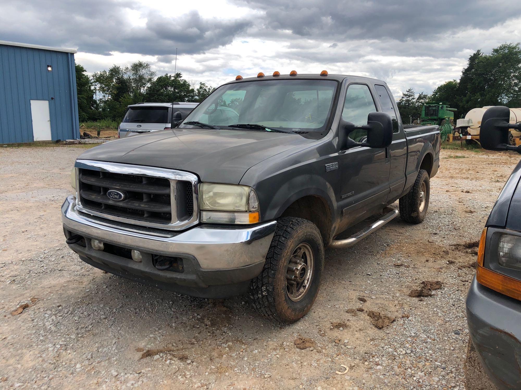 F-250 FORD PICKUP TRUCK