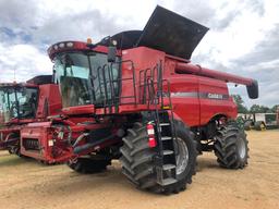 8120 CASE IH COMBINE