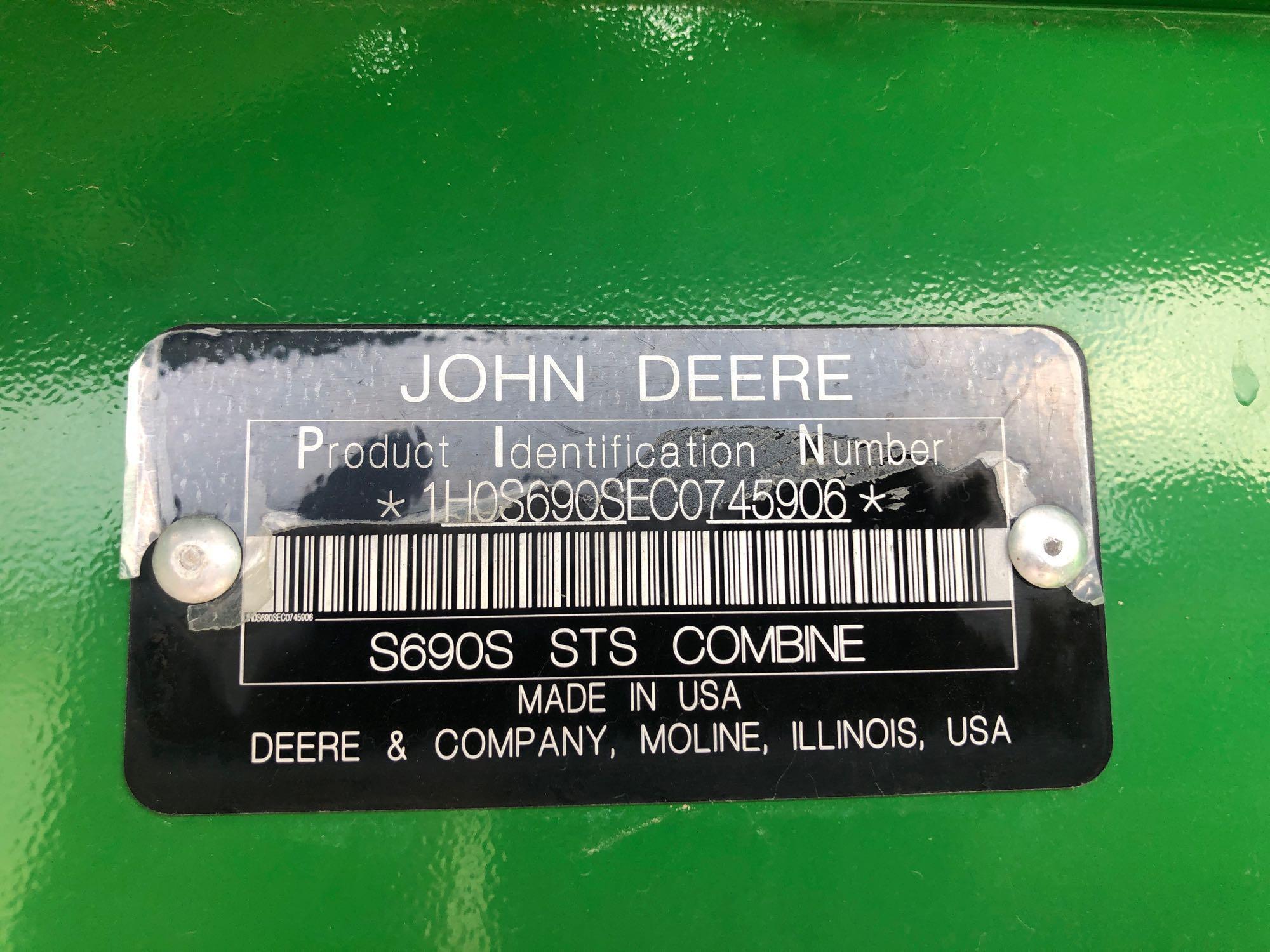 S690 JOHN DEERE COMBINE