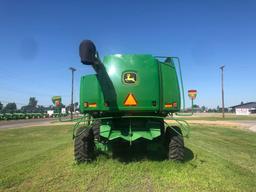 9560 STS JOHN DEERE COMBINE