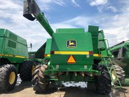 9610 JOHN DEERE COMBINE