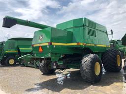 9600 JOHN DEERE COMBINE