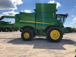 S690 JOHN DEERE COMBINE