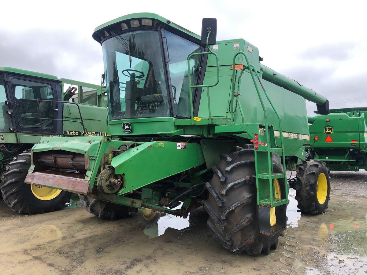 9600 JOHN DEERE COMBINE