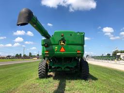 S680 JOHN DEERE COMBINE