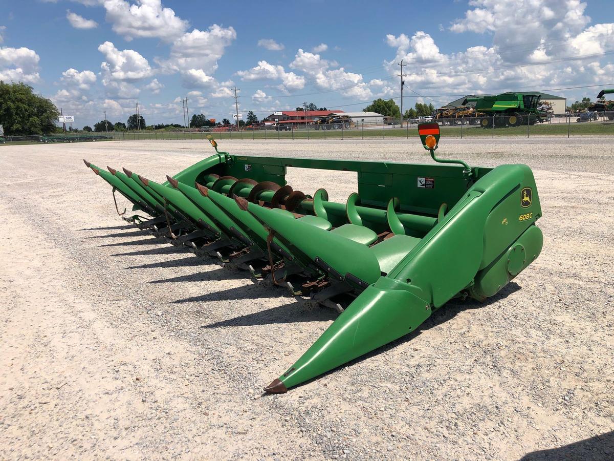 608C JOHN DEERE CORN HEAD