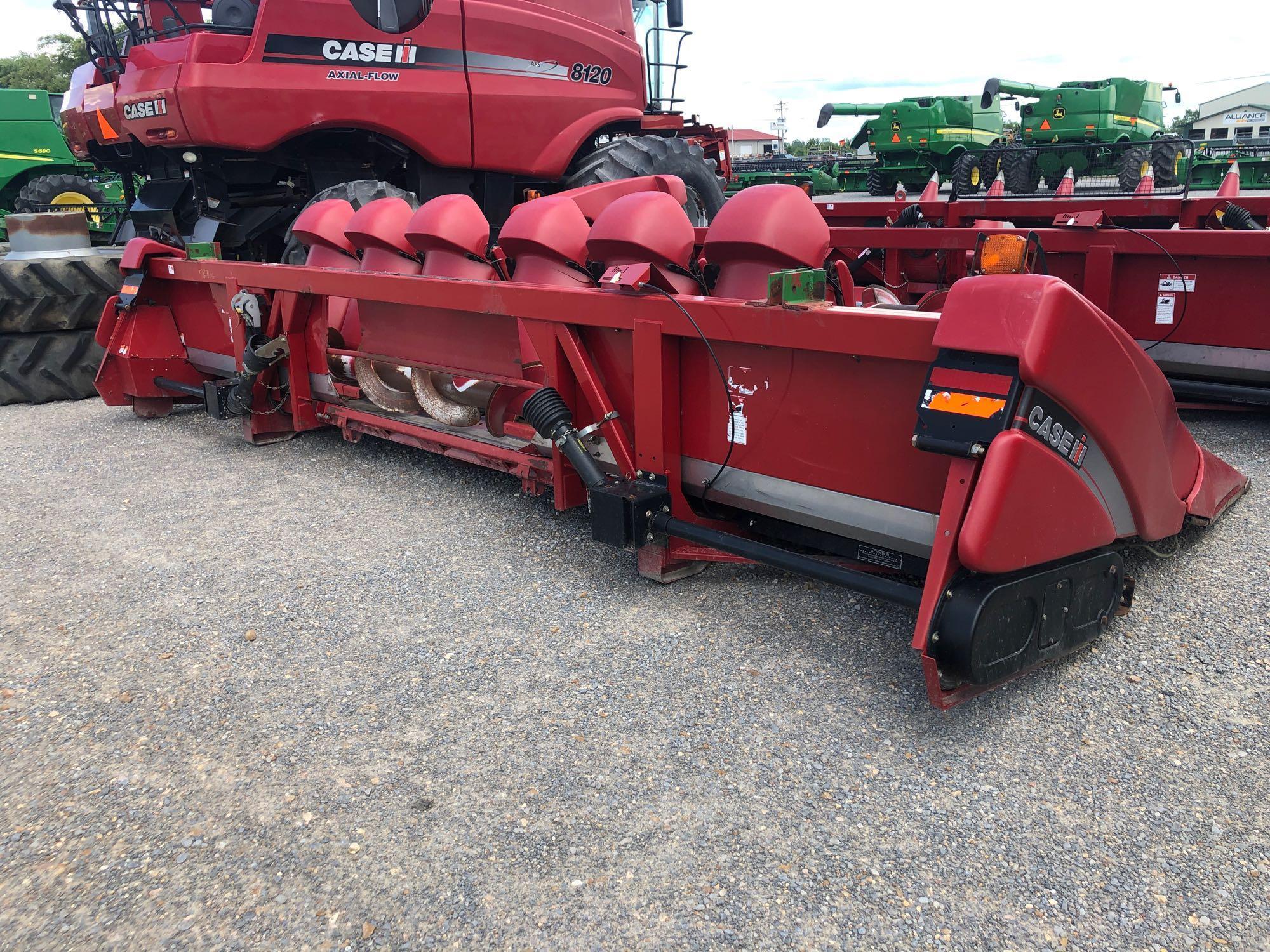 3408 CASE IH CORN HEAD