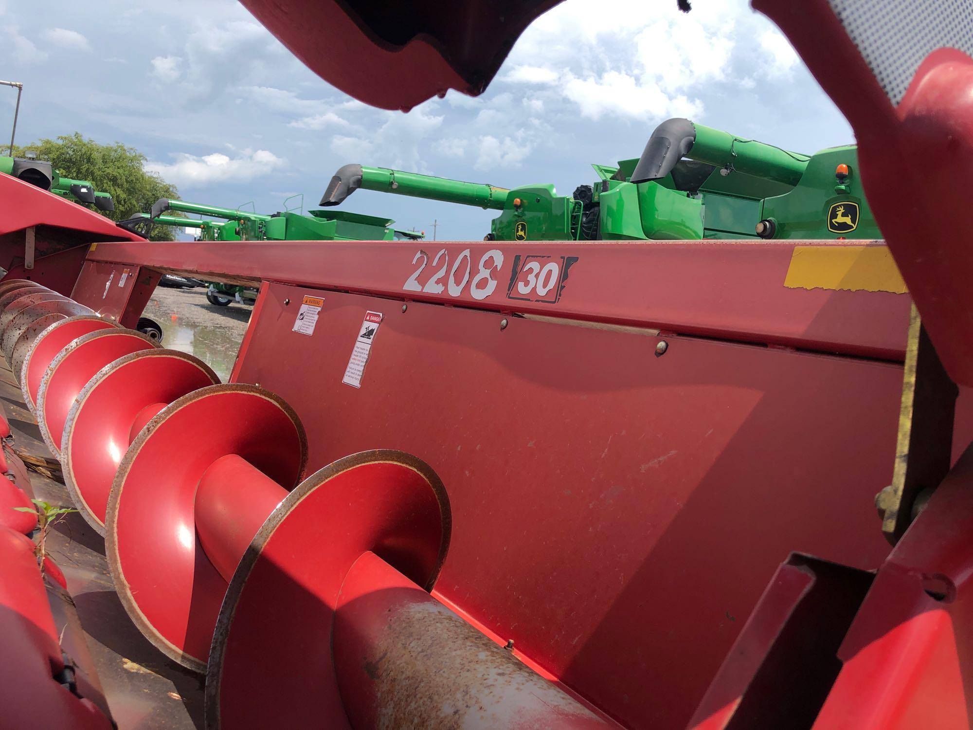 2208 CASE IH CORN HEAD