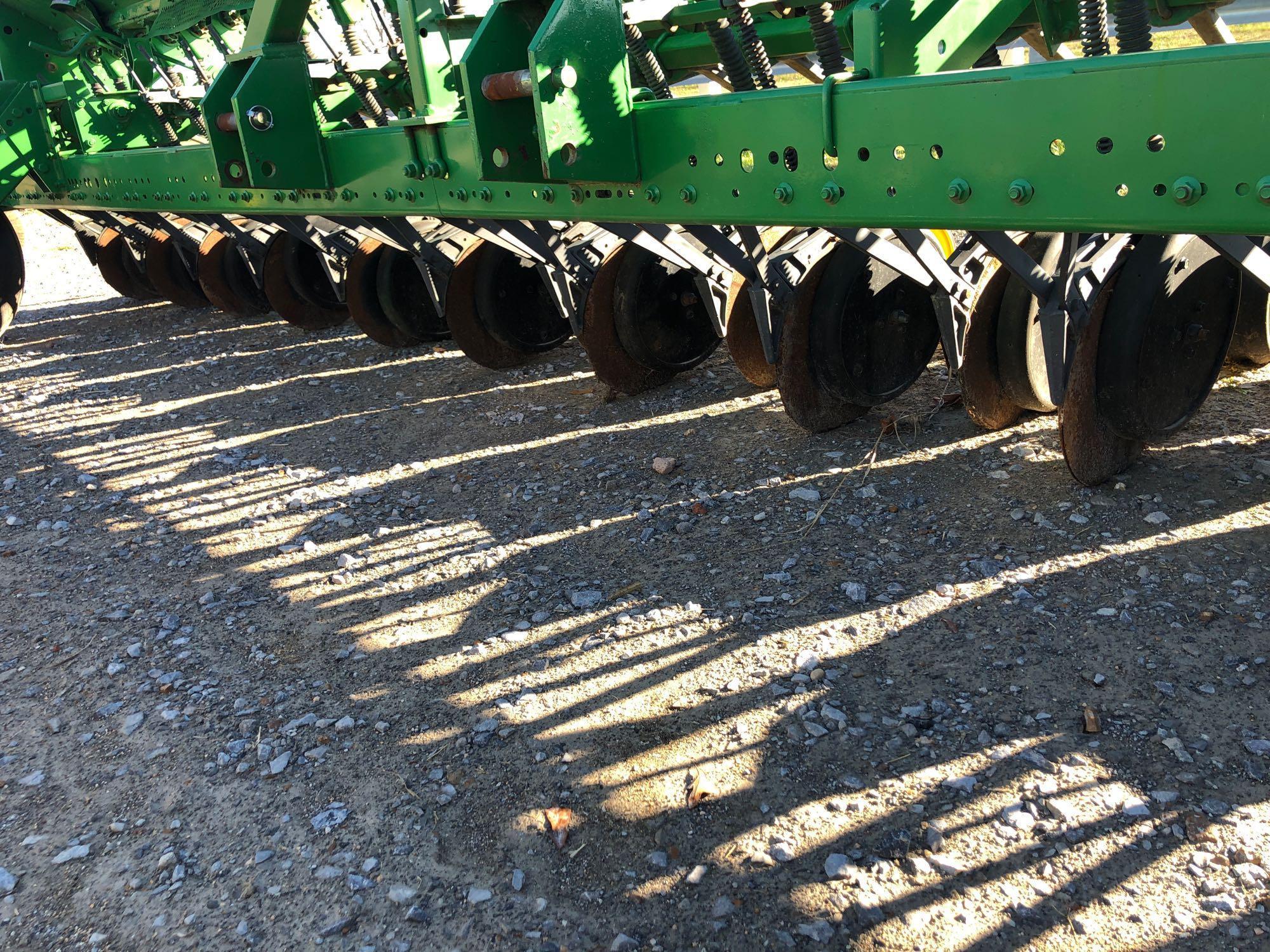 520 John Deere Drill