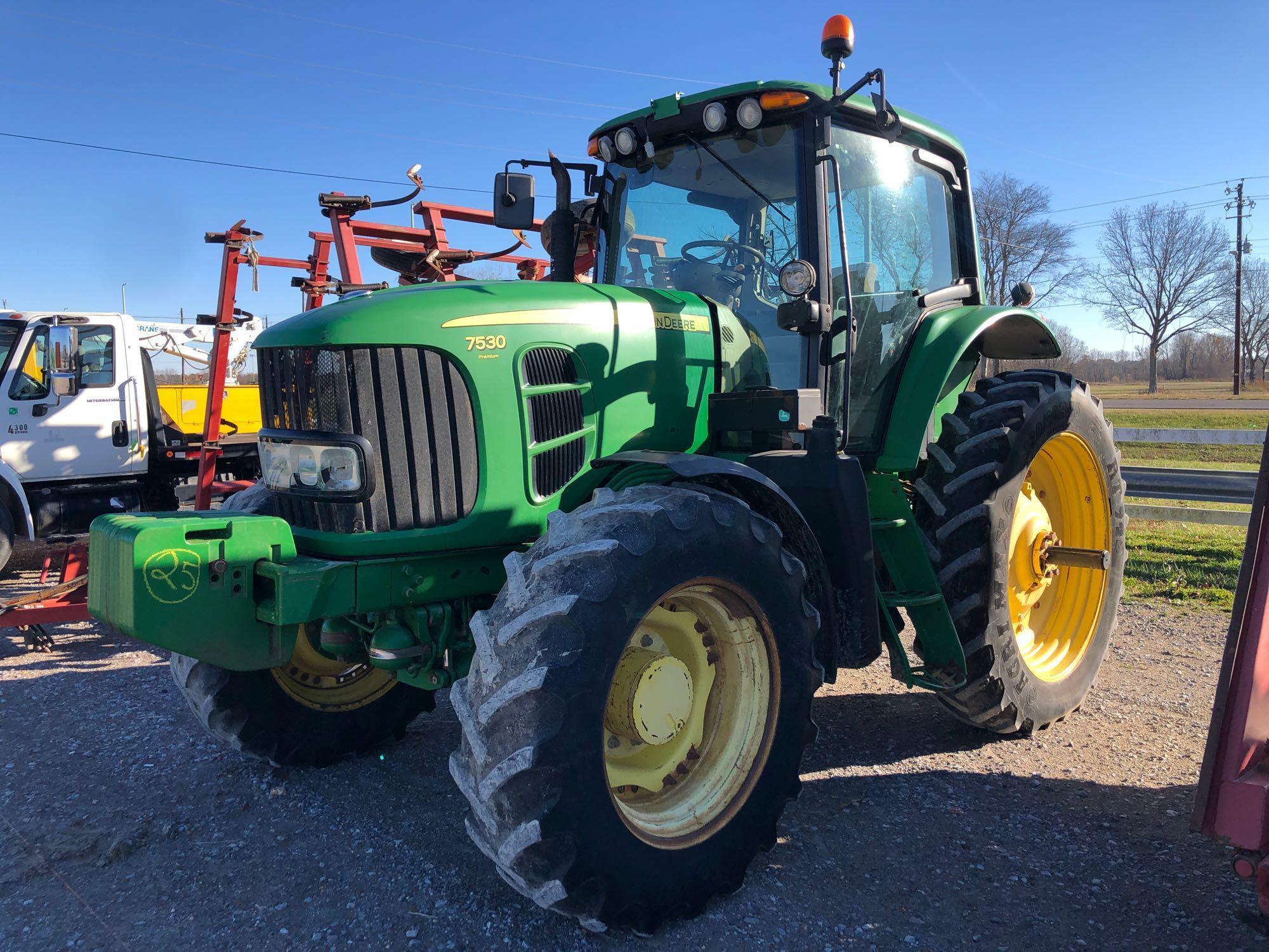 7530 John Deere Tractor