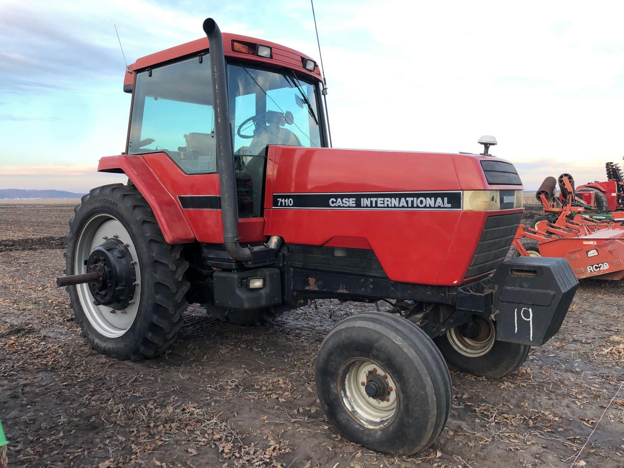 7110 Case IH Tractor