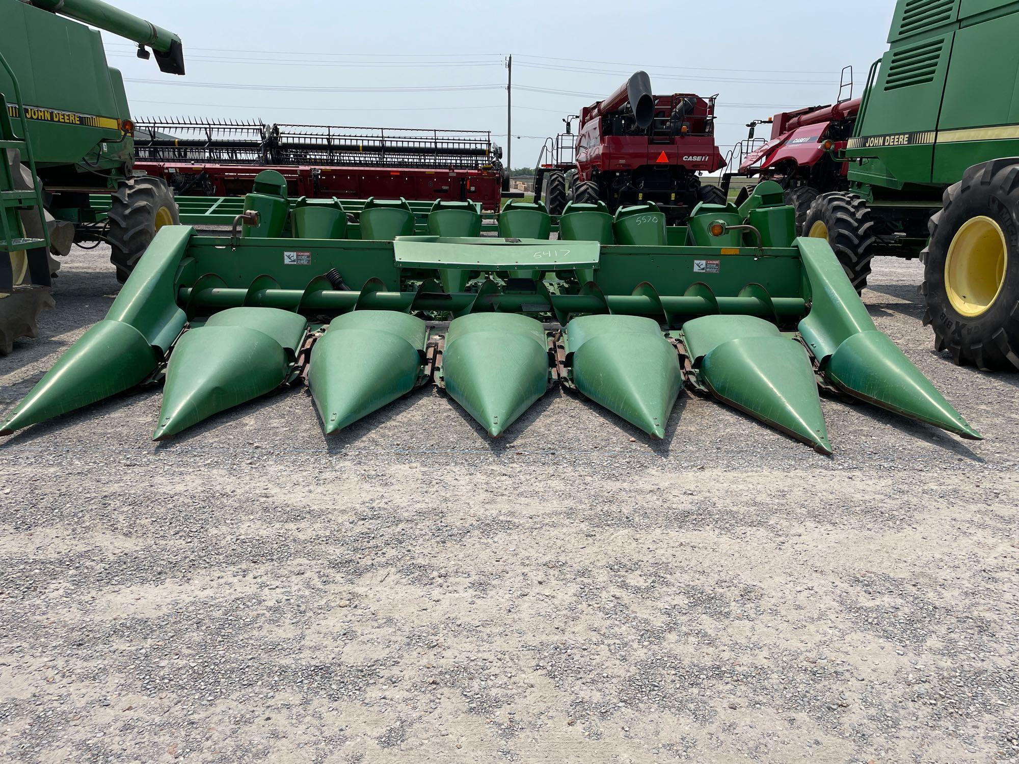 694 JOHN DEERE CORN HEAD, 1996 YR.