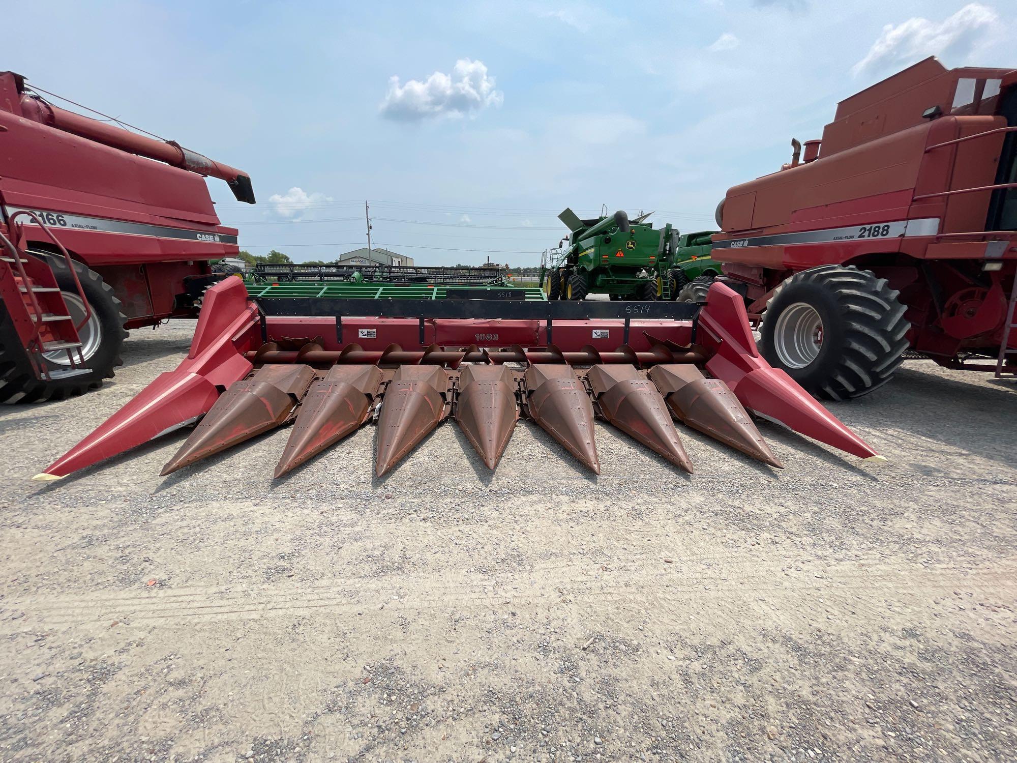 1083 CASE IH CORN HEAD