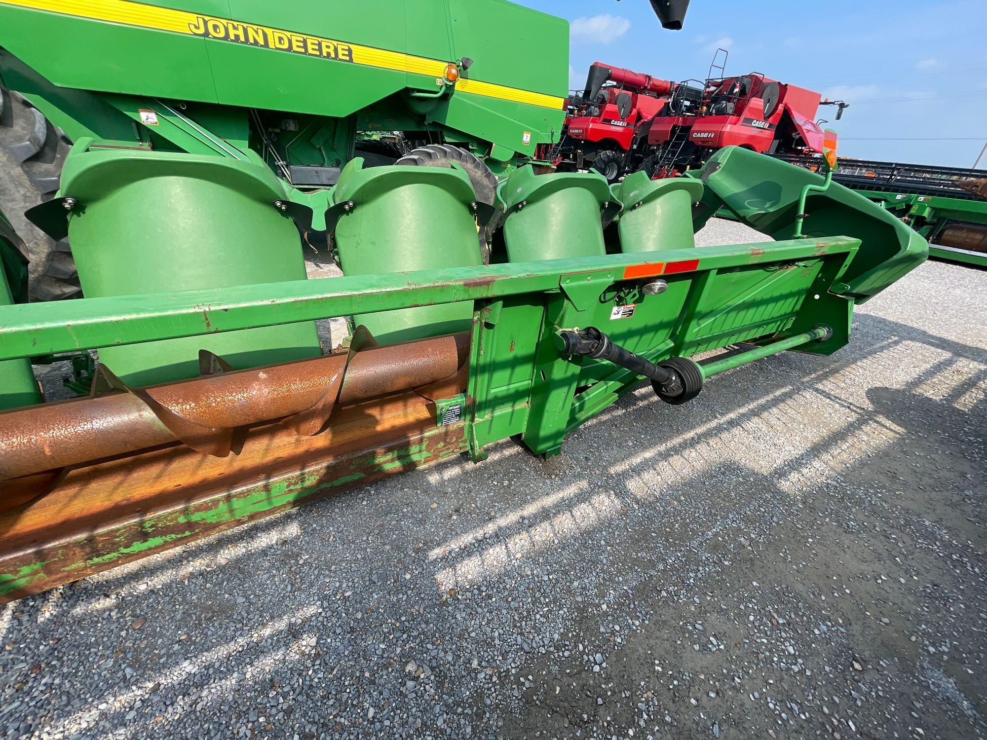 894 JOHN DEERE CORN HEAD, 2007 YR.