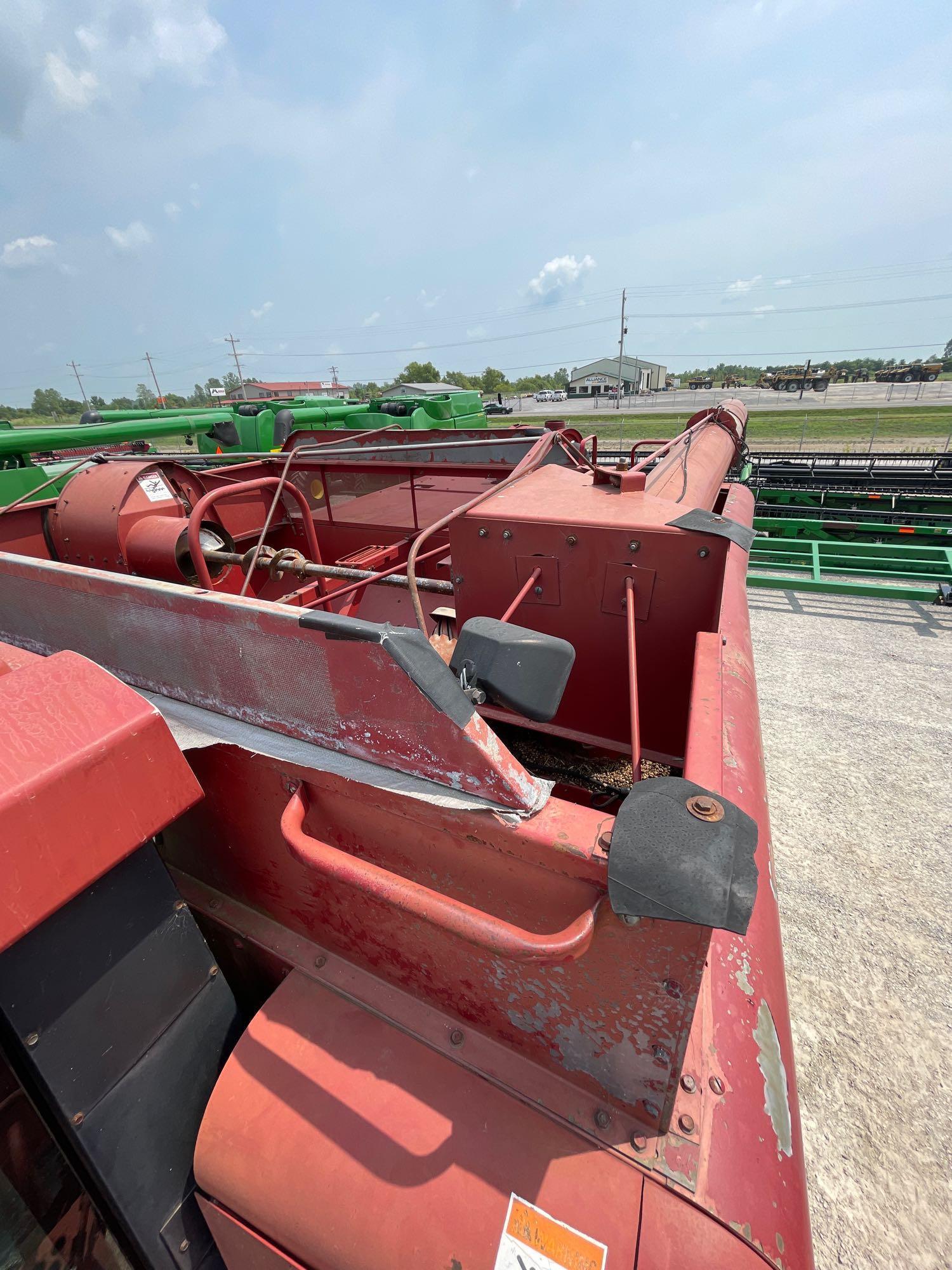 2166 CASE IH COMBINE