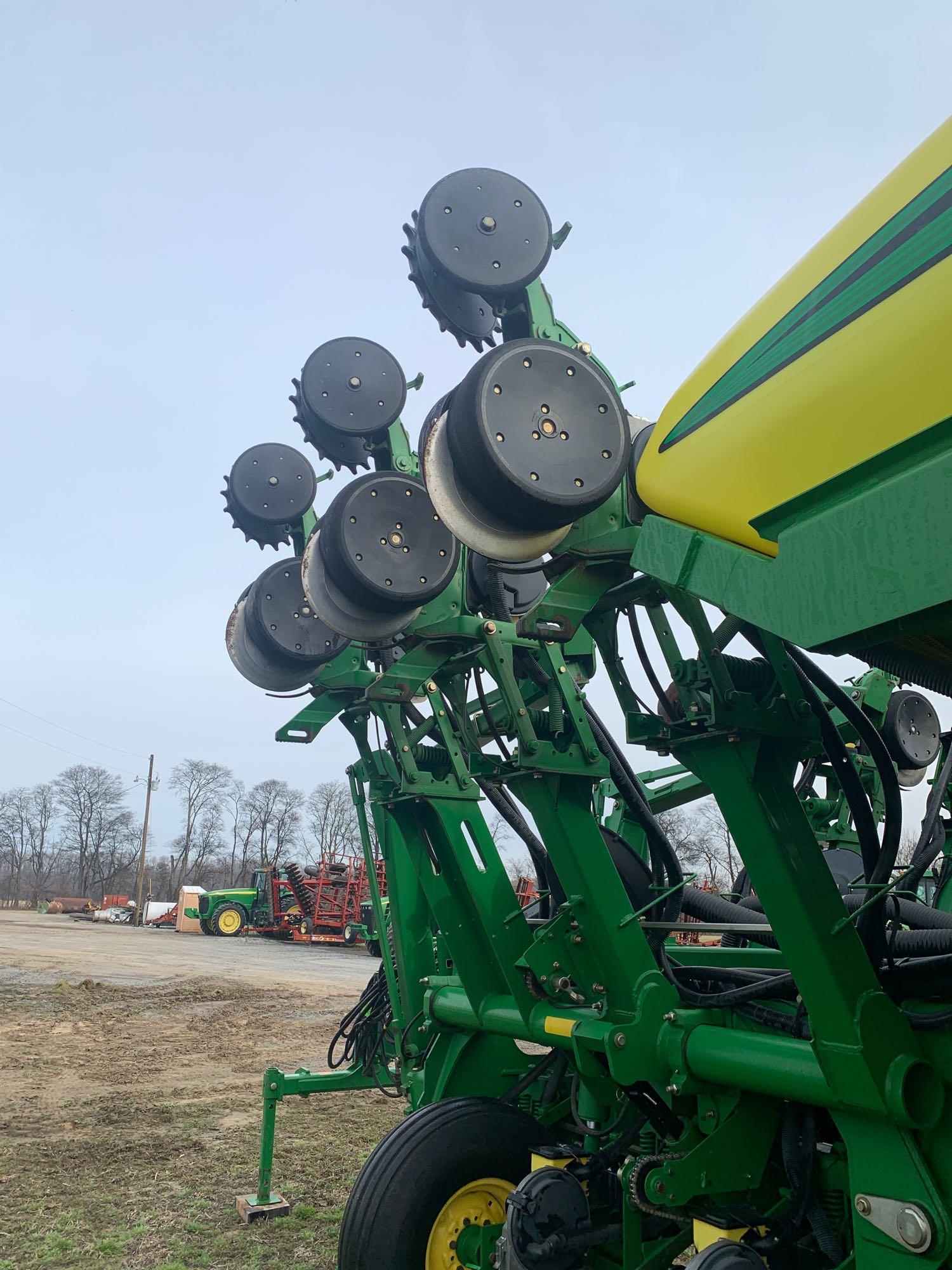 1790 JOHN DEERE PLANTER