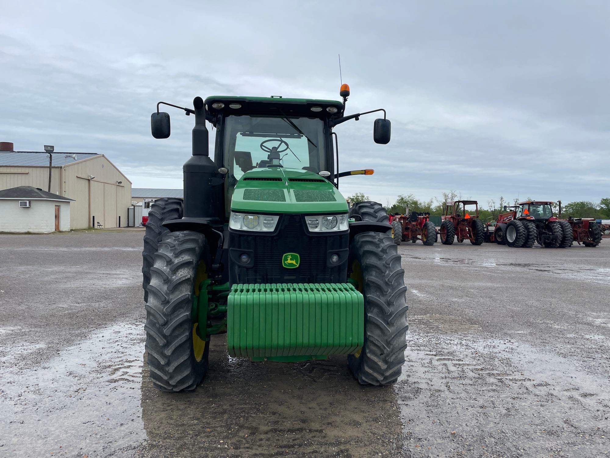 8295R JOHN DEERE TRACTOR, MFWD, 2014 YR.