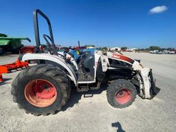 CT450 BOBCAT TRACTOR WITH 9TL LOADER