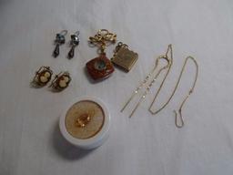 Victorian Jewelry Grouping