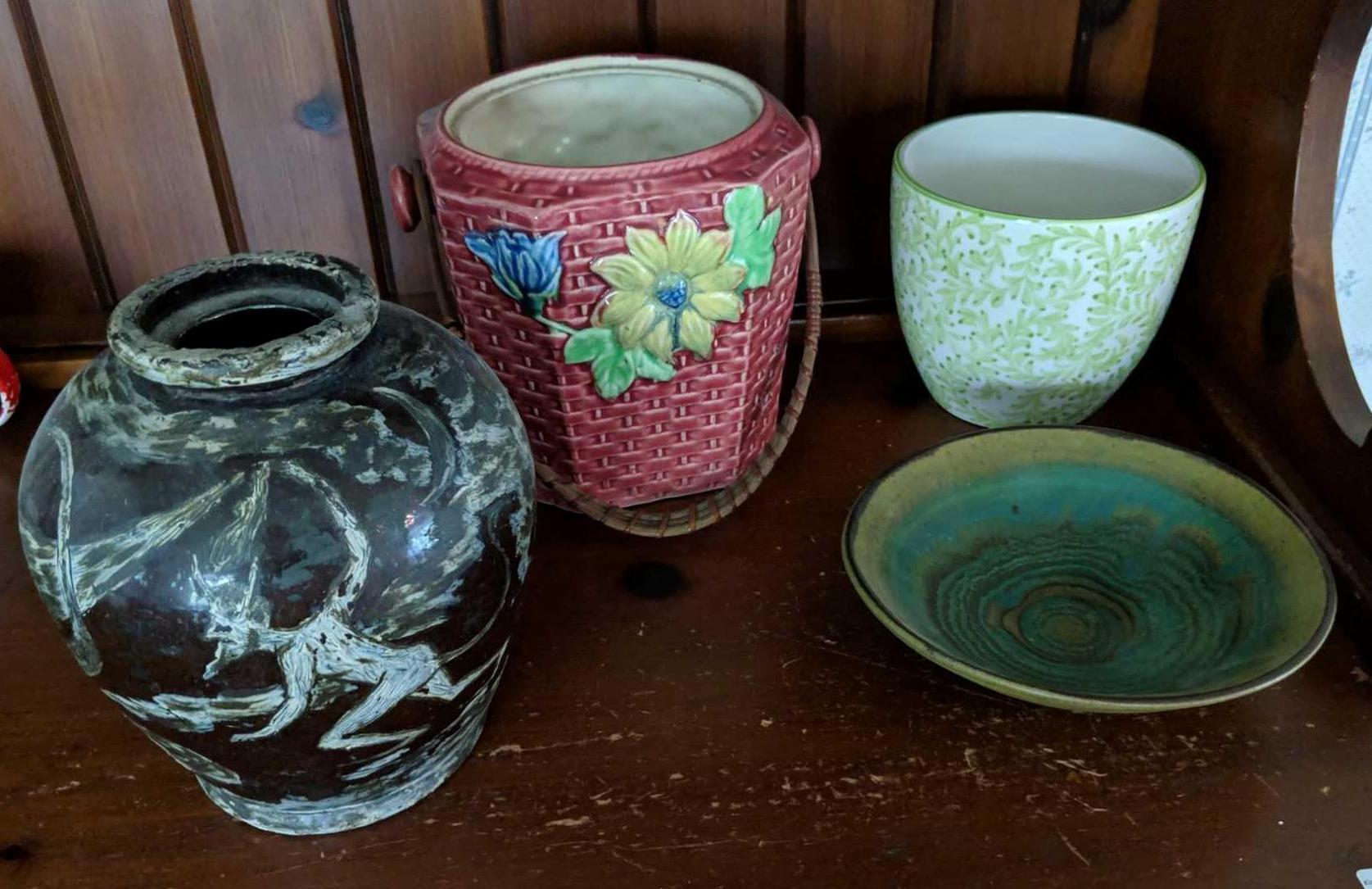 Pottery lot