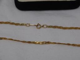 2 Gold necklaces