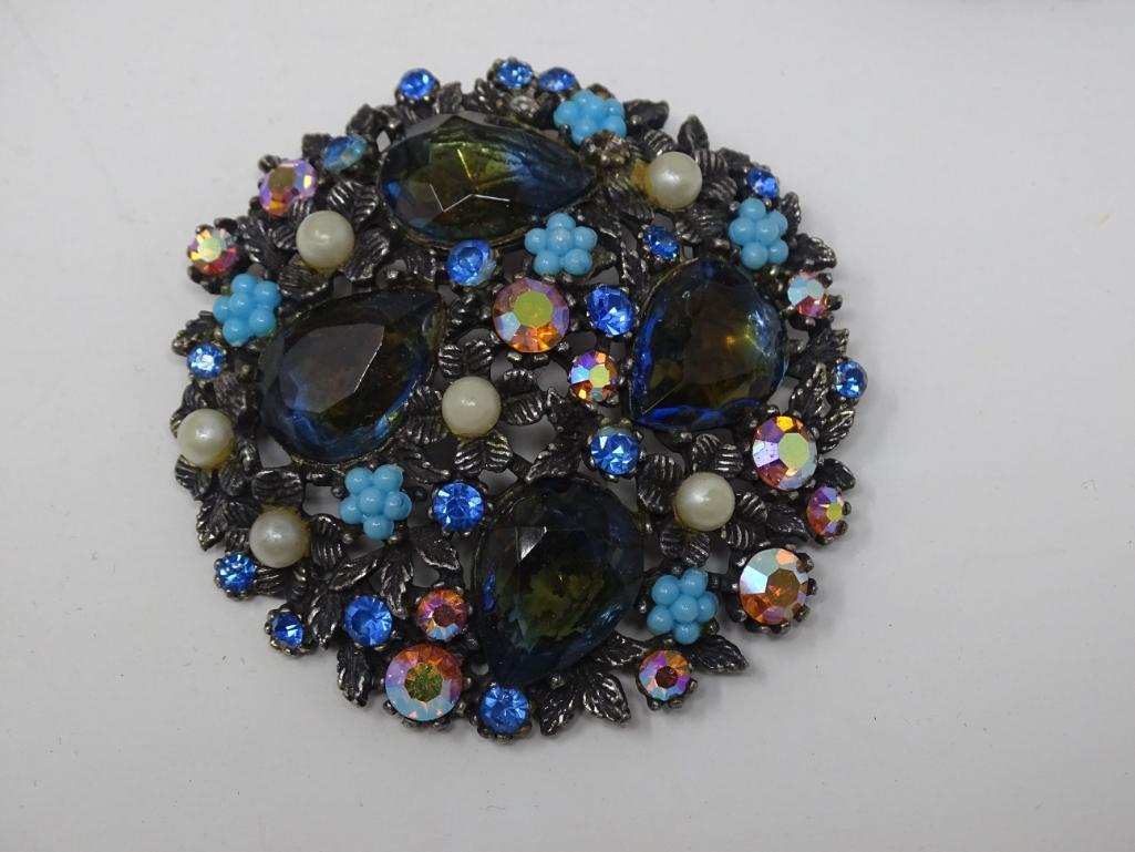 6 Rhinestone Brooches