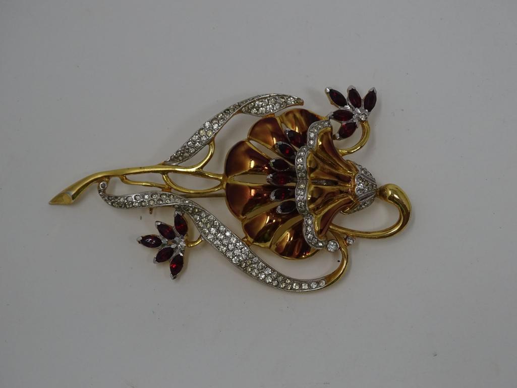 Trembler Brooch