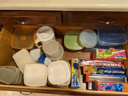 Contents of Kitchen Drawers