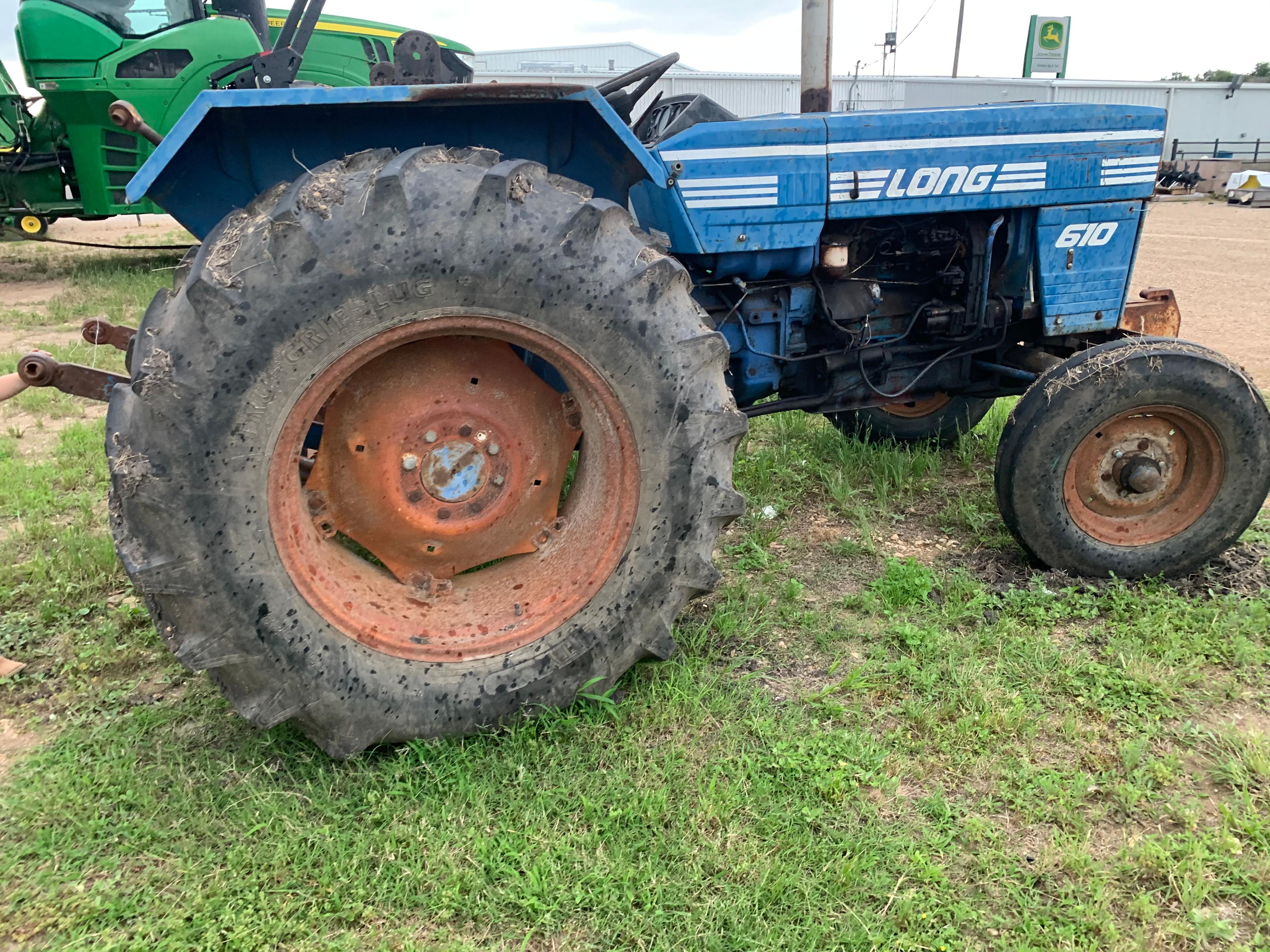 Long 610 Tractor